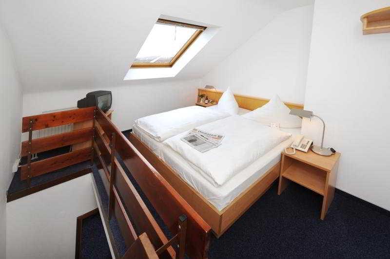 Acora Karlsruhe Zentrum Living The City - Apartments Dış mekan fotoğraf